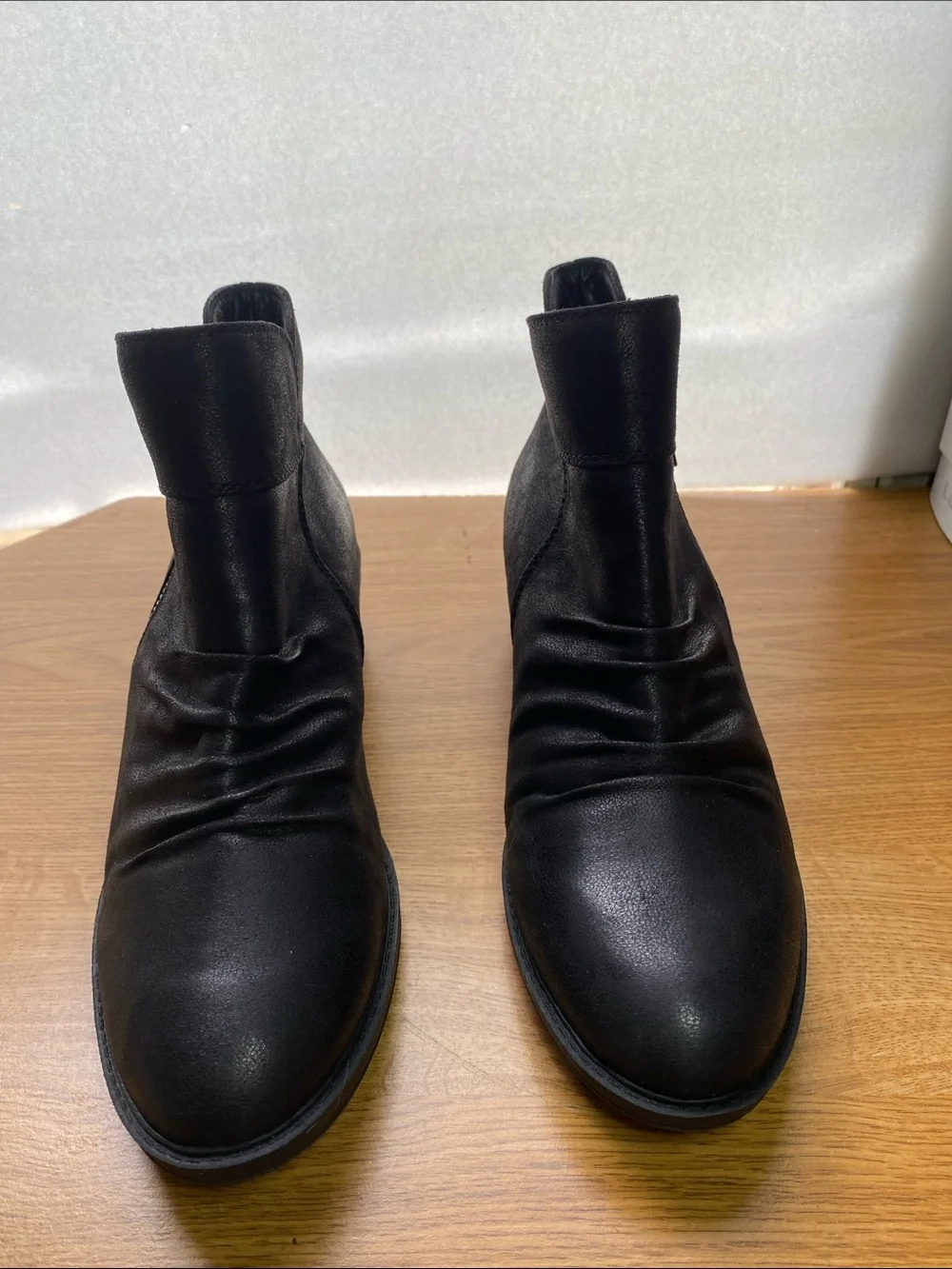 Baretraps Sam Ruched Ankle Booties with Side Zip Size 7.5 Wide 1.6 in Heel